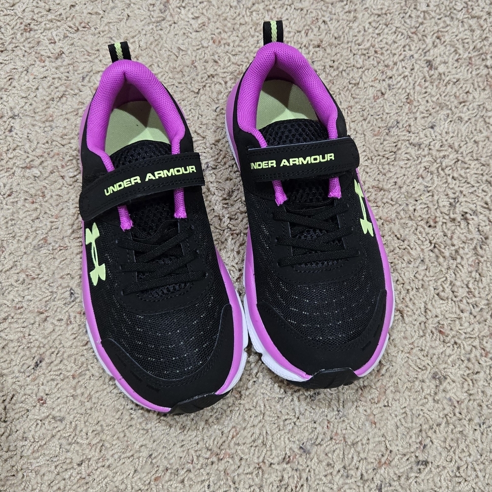 Kids' Under Armour Shoes